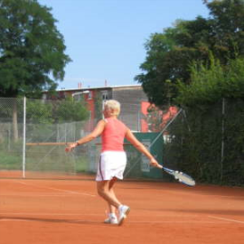 db_Tennisbilder 0931_Tb270x270jpg.png